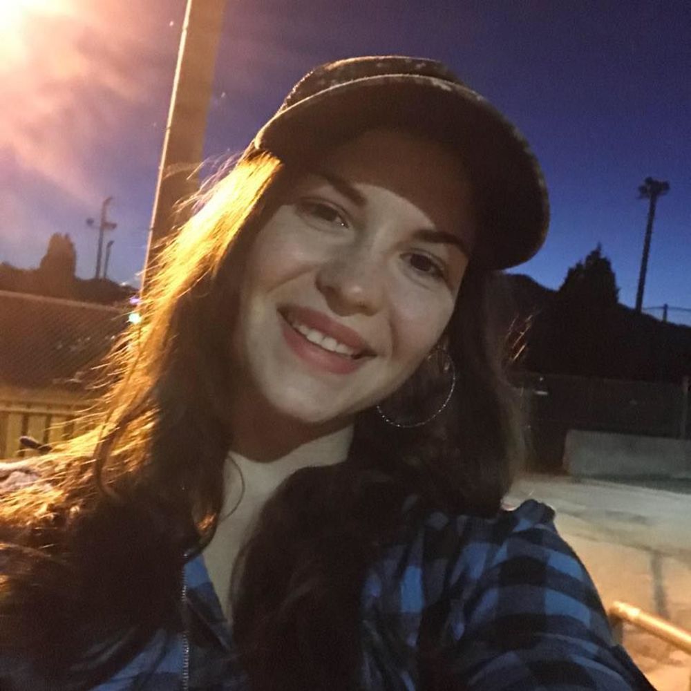 Meet your Posher, Danielle